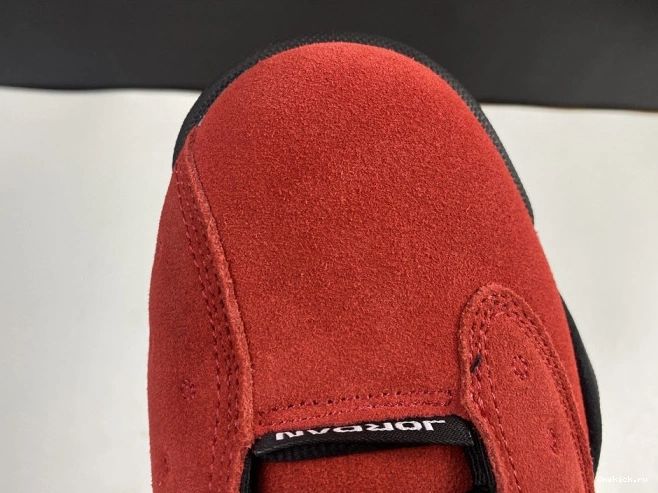 One Kick JORDAN BRED